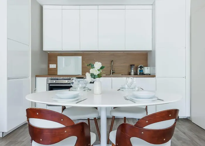 Appartamento Superbe 1bdr - 2p Porte Maillot Parigi